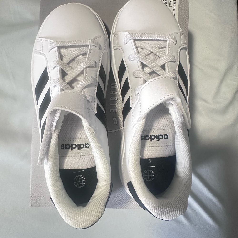 Adidas Grand Court 2.0